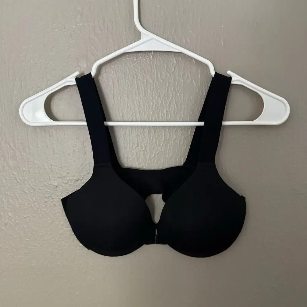 SPANX Black Front Clasp Bra Size 36B thick strap - Picture 1 of 7